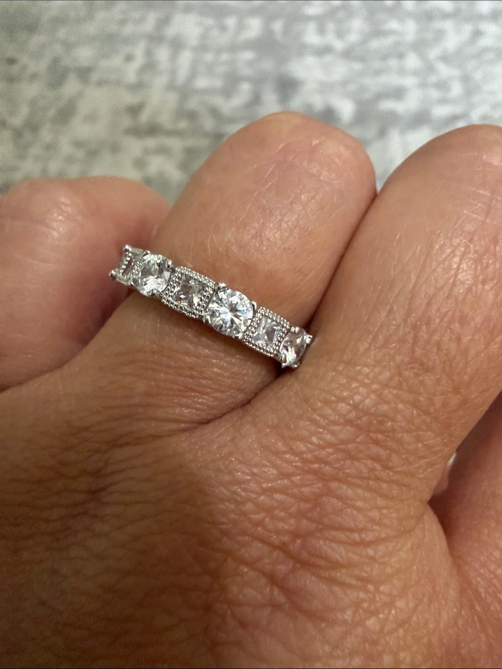 Sterling Silver Vintage-Style CZ Band Ring in Silver
